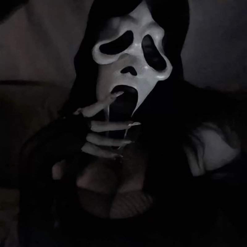amands profile banner