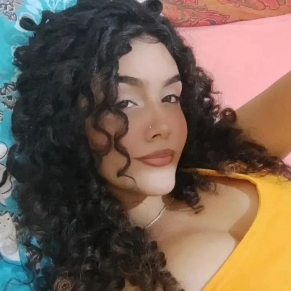 ellyzinha photo