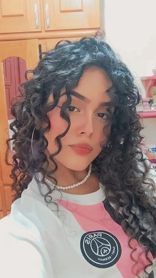 ellyzinha photo