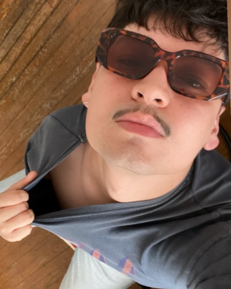aaaaaaaaaaalejandro photo