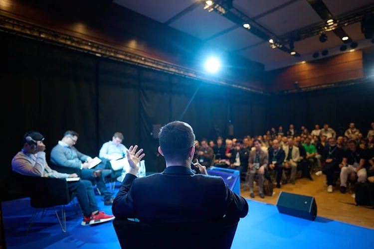 Backing early-stage web3 founders