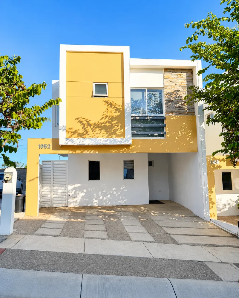 Casa Almar . $4,200,000