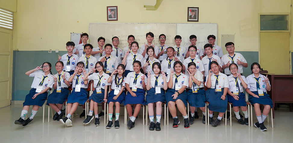 37beyourownhero photo